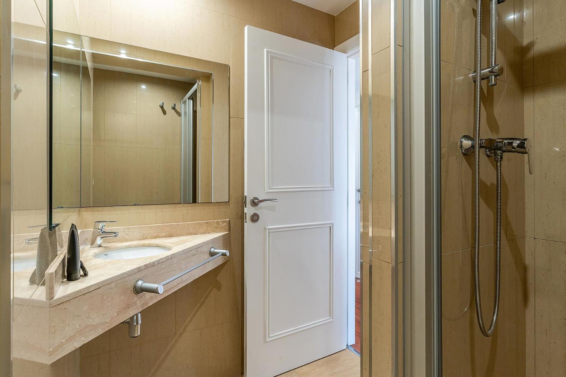Enjoybcn Fira Apartment Барселона Экстерьер фото