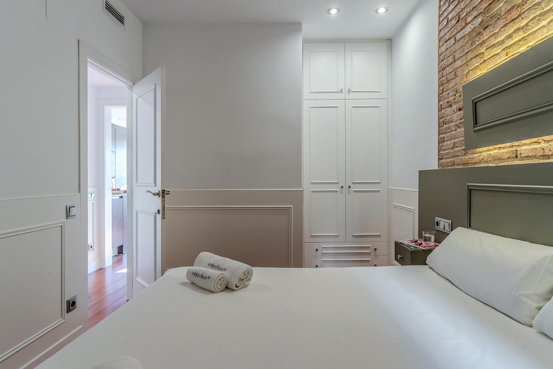 Enjoybcn Fira Apartment Барселона Экстерьер фото