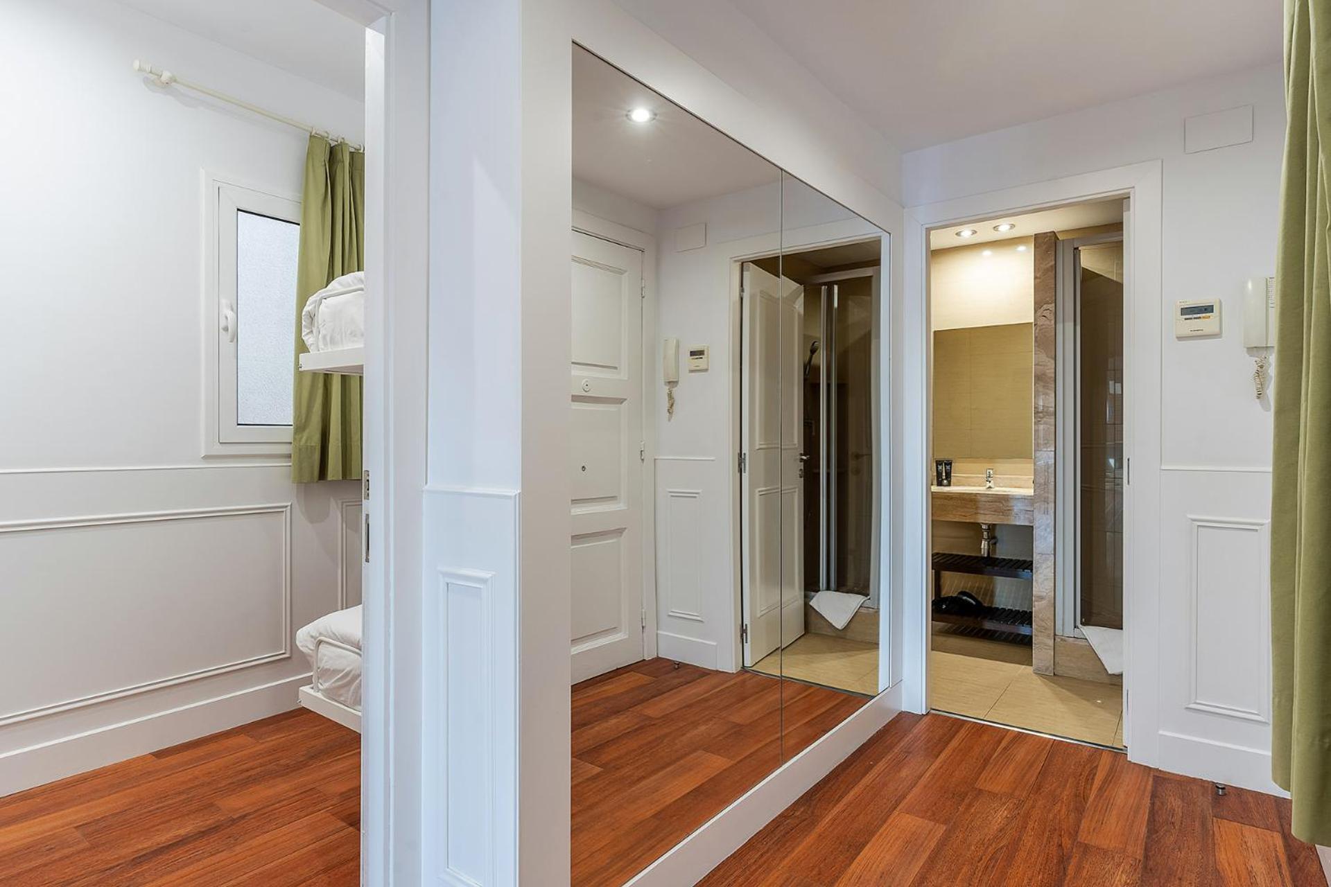 Enjoybcn Fira Apartment Барселона Экстерьер фото
